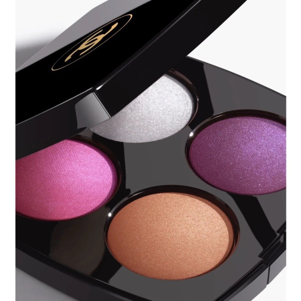 CHANEL ENCHANTED NIGHT Eyeshadow & Blush Palette Holiday 2024 Limited Edition